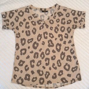 Leopard Print Beige and Brown VNeck shirt size Large